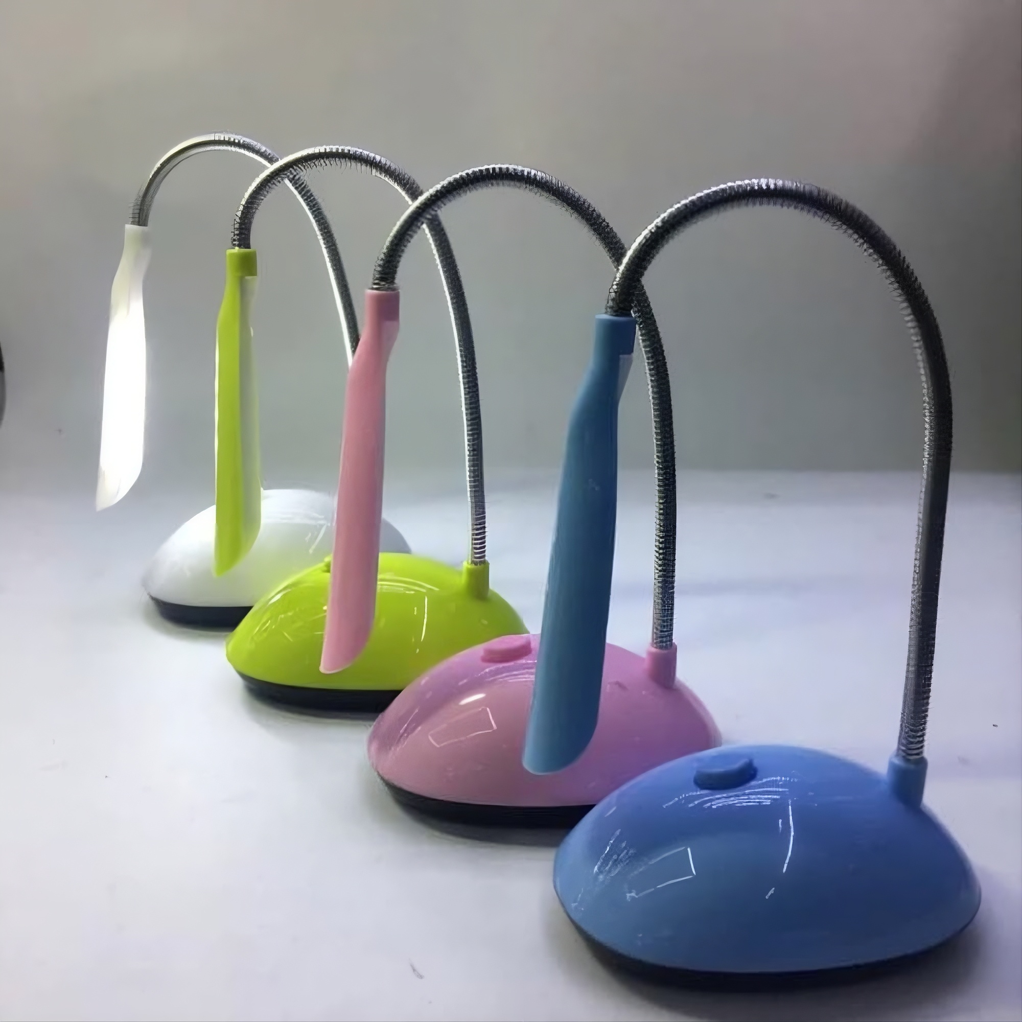 Lampu Belajar Mini X - 7188